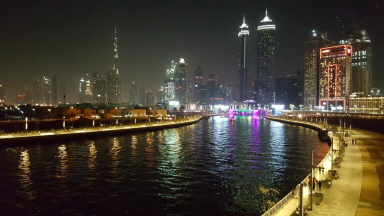 Dubai Water Canal / Canal Front