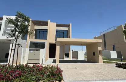 Four-bedroom villa facing the pool, Greenviews 3
